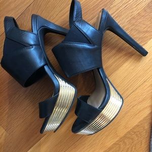 Jessica Simpson 5 inch platform heels